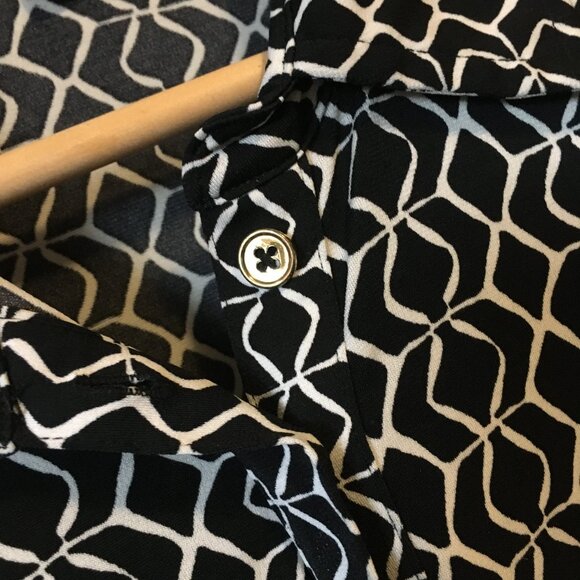 Jones New York B&W Live Wire Pattern Stretchy Dress Shirt - Picture 8 of 15